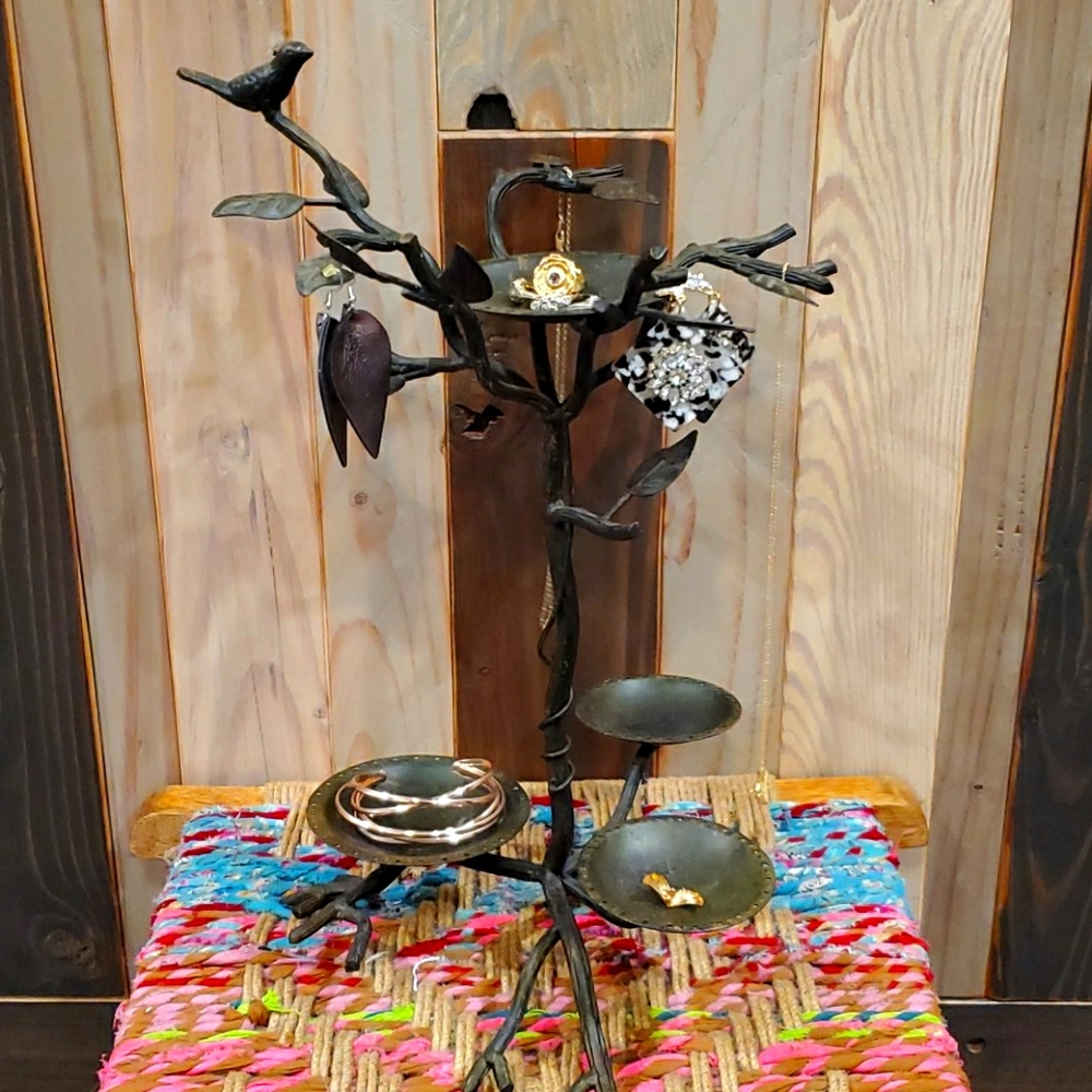 Jewelry holder